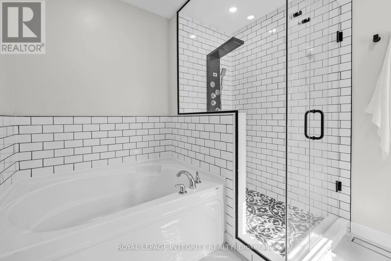 28922578/506-southfield-way/avalon-east/ottawa/ontario/K4A0H2_22