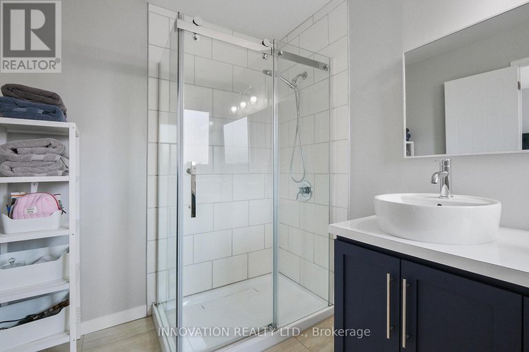 28628638/27-54-huntview-private-w/hunt-clubwestern-community/ottawa/ontario/K1V0M5_31