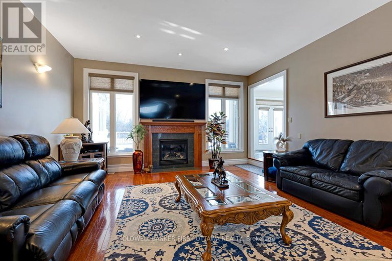 28050284/556-west-point-drive/drummondnorth-elmsley-north-elmsley-twp/drummondnorth-elmsley/ontario/K7H3C7_13