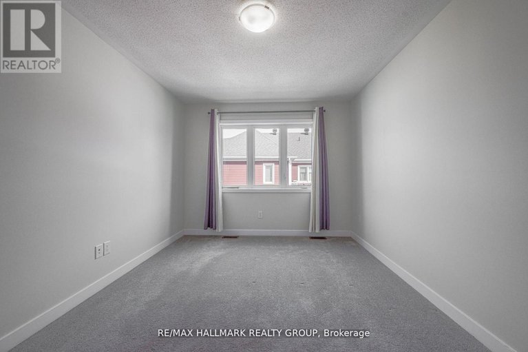 29143523/6357-perth-street/btwn-franktown-rd-fallowfield-rd/ottawa/ontario/K0A2Z0_28