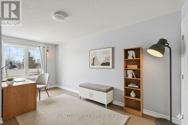 29403613/159-conifer-creek-circle/emerald-meadowstrailwest/ottawa/ontario/K2M0M2_13