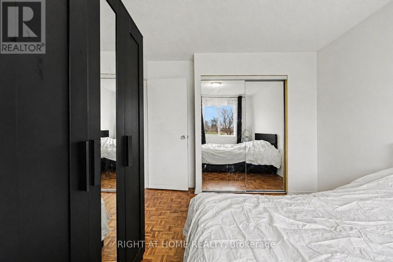 29675109/305b-2044-arrowsmith-drive/beacon-hill-south/ottawa/ontario/K1J7V8_22