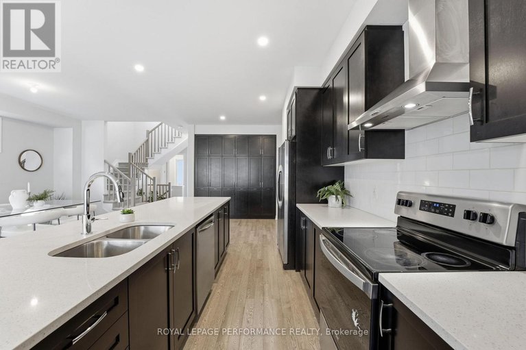 29330579/162-lumen-place/orleans-village/ottawa/ontario/K1W0T1_14