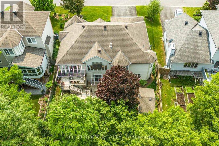 28419528/49-caribou-avenue/stittsville-south/ottawa/ontario/K2S1X3_7