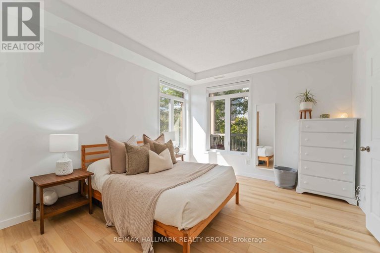28813105/f-270-meilleur-private/vanier/ottawa/ontario/K1L0A3_17