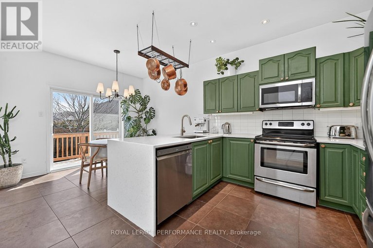 29575715/1665-frenette-street/fallingbrookgardenway-south/ottawa/ontario/K4A4L4_13