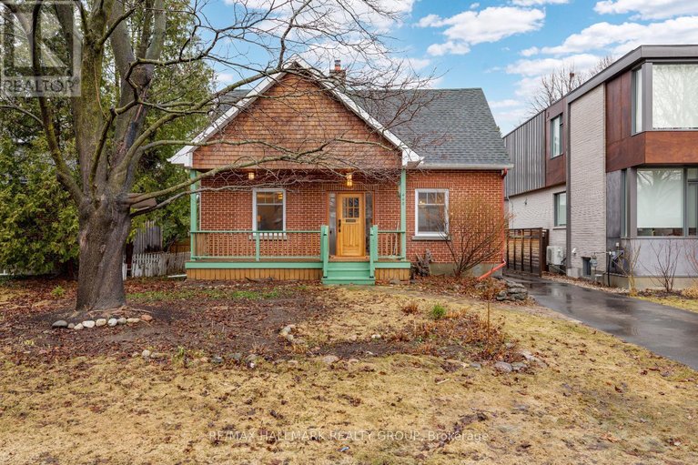 29608672/448-brennan-avenue/westborohampton-park/ottawa/ontario/K1Z6J8_1