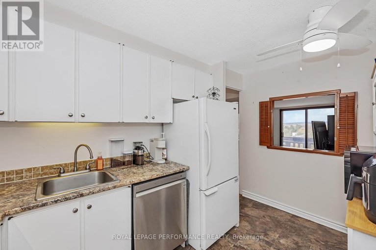 29082199/308-415-greenview-avenue/britannia/ottawa/ontario/K2B8G5_14