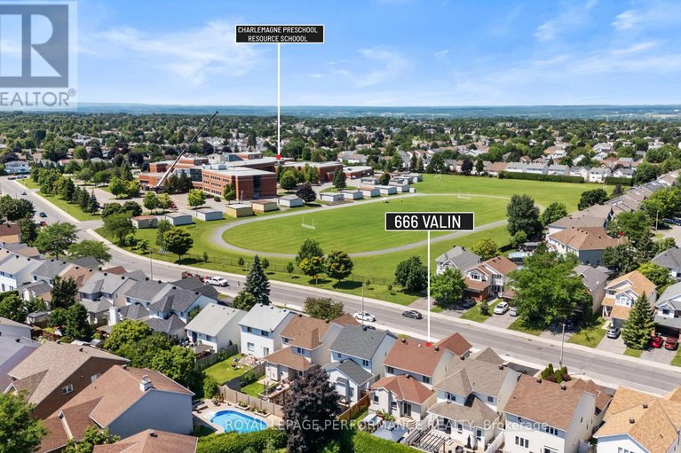 28630498/666-valin-street/fallingbrookgardenway-south/ottawa/ontario/K4A3X1_4