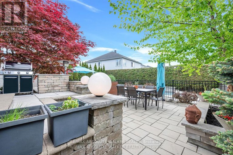 28644323/107-joshua-street/mer-bleuebradley-estatesanderson-park/ottawa/ontario/K1W0A2_31