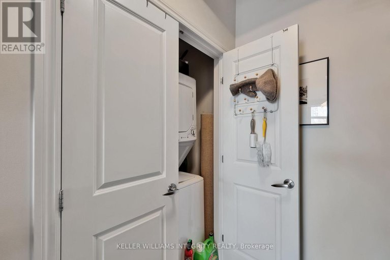 28238782/507-429-kent-street-w/ottawa-centre/ottawa/ontario/K2P1B5_3