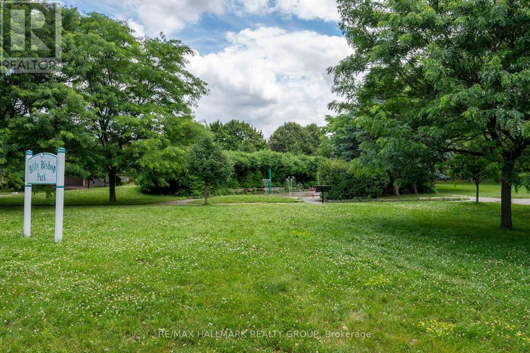 29028074/39-hawkstone-gate/beaverbrook/ottawa/ontario/K2K0A3_36