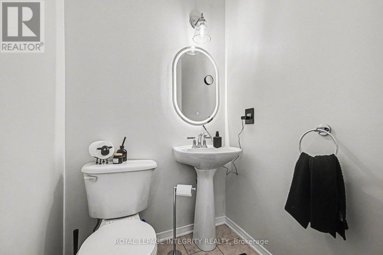 29650208/52-kincardine-drive/glencairnhazeldean/ottawa/ontario/K2V1B3_13