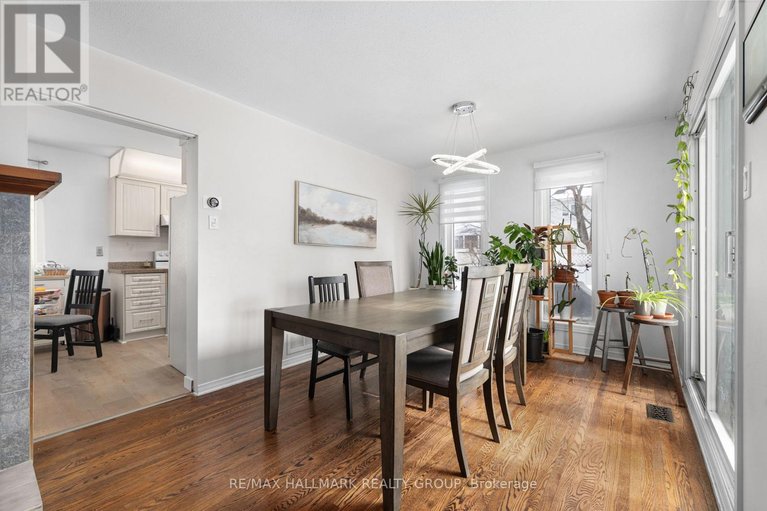 29454633/2836-mozart-court/emerald-woodssawmill-creek/ottawa/ontario/K1T2P7_7