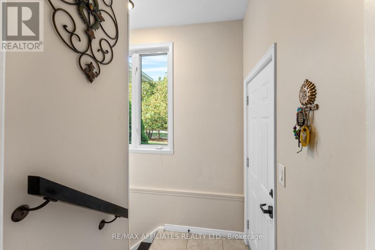 28985818/14-panandrick-view-drive/rural-kanata-central/ottawa/ontario/K2W1A5_28