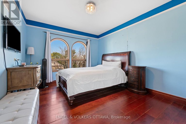 28324617/6-cypress-gardens/stittsville-south/ottawa/ontario/K2S1W5_32