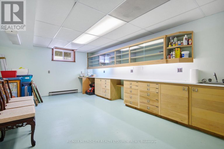 29410189/128-burns-drive/mcnabbraeside-twps/mcnabbraeside/ontario/K0A1G0_32