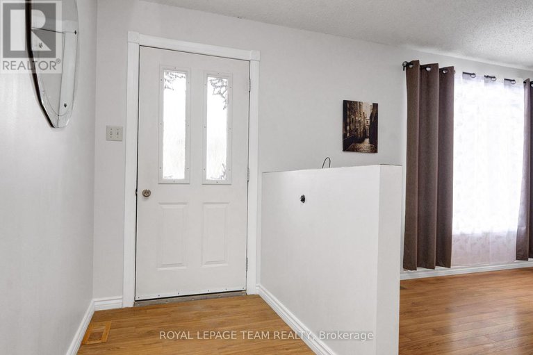 29401092/13025-mackenzie-road/south-dundas-williamsburgh-twp/south-dundas/ontario/K0C1H0_5