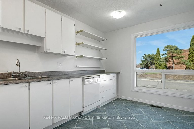 29638874/46-890-cahill-drive-w/hunt-club/ottawa/ontario/K1V9A4_13