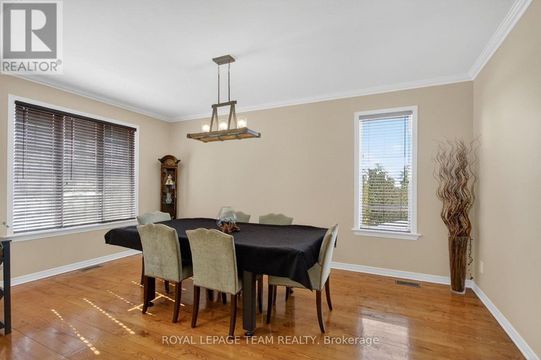 29402323/6291-ottawa-street-w/richmond/ottawa/ontario/K0A2Z0_12