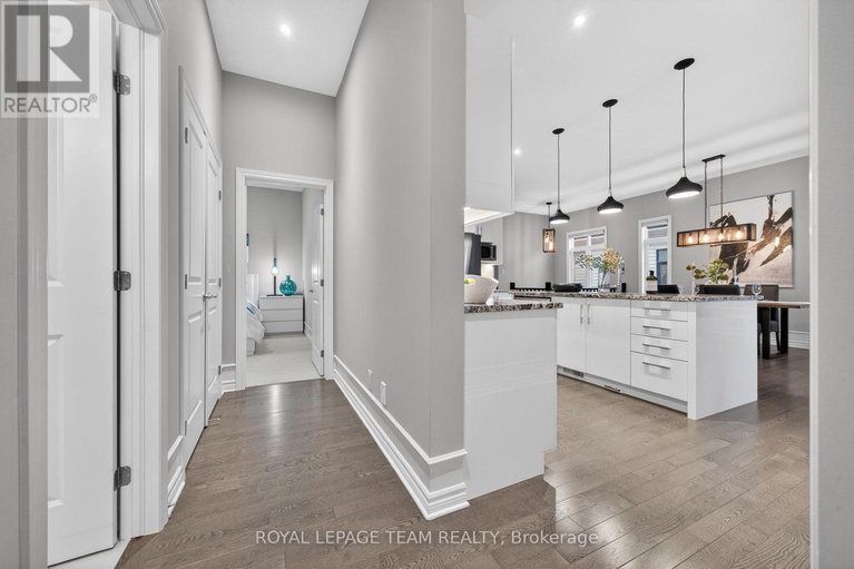 29680276/324-long-acres-street/bridlewood/ottawa/ontario/K2M0H4_31
