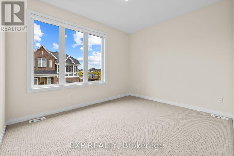 28902655/807-mercier-crescent/orleans-village/ottawa/ontario/K1W1E6_27