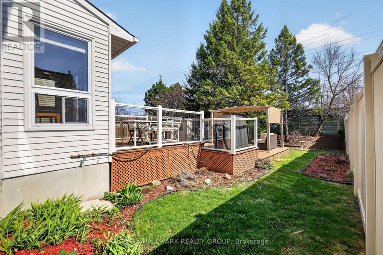 29649861/79-dossetter-way/hunt-club-park/ottawa/ontario/K1G4S7_32