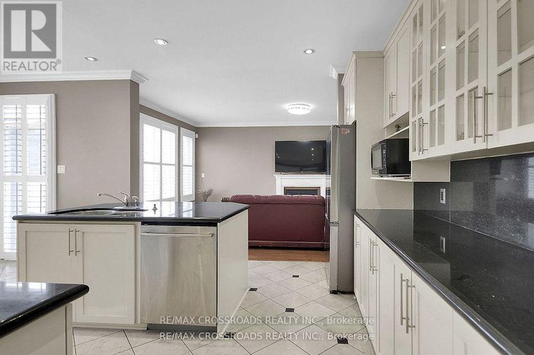 28634126/10-tierney-drive/longfields/ottawa/ontario/K2J4W2_12
