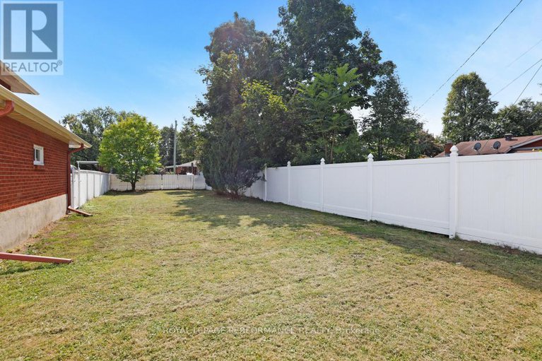 28854775/2265-iris-street/kenson-park/ottawa/ontario/K2C1C1_31
