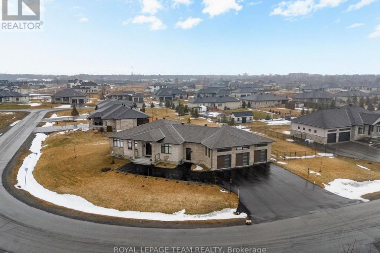 29539782/7125-still-meadow-way/greely/ottawa/ontario/K4P1B8_49