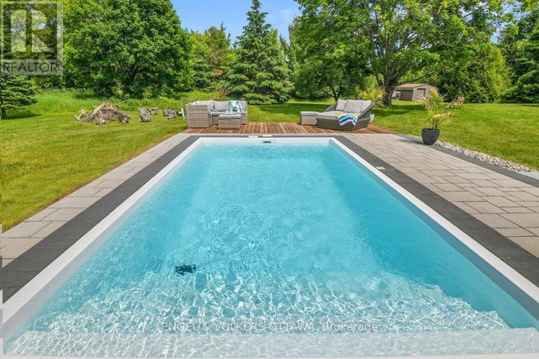 28654576/102-delaney-drive/huntley-ward-south-west/ottawa/ontario/K0A1L0_33