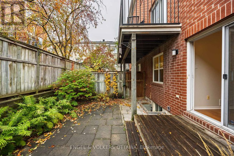 29030963/277-mart-circle/manor-park/ottawa/ontario/K1K4W2_41