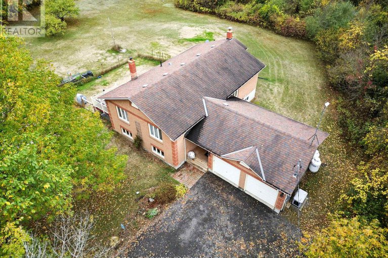 29420694/18-smith-road/north-grenville-twp-kemptville-south/north-grenville/ontario/K0G1T0_7