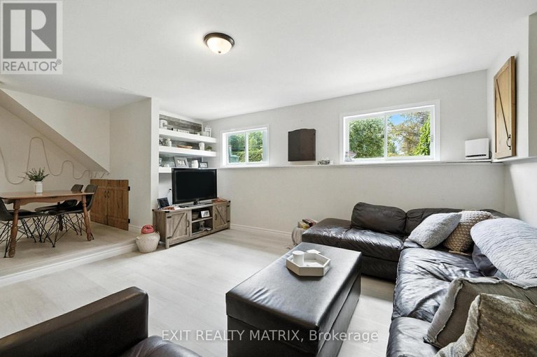 28970575/3333-white-spruce-street/osgoode/ottawa/ontario/K0A2W0_20