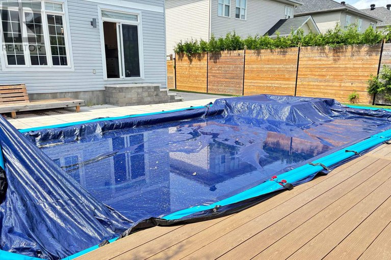 29107094/78-friendly-crescent/stittsville-south/ottawa/ontario/K2S2B5_18