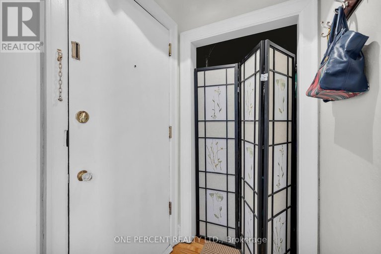 28911453/25-612-bank-street/glebe/ottawa/ontario/K1S3T6_8
