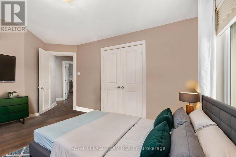 28915612/5386-mansel-crescent/manotick-village-manotick-estates/ottawa/ontario/K4M1L3_29