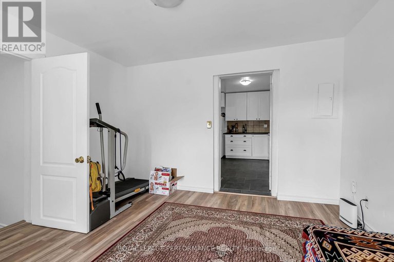28536713/149-dominion-street-s/alexandria/north-glengarry/ontario/K0C1A0_15