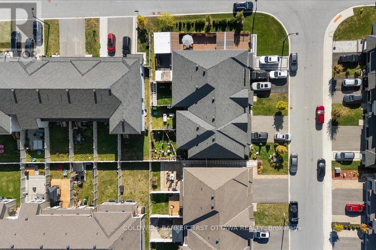 28984522/54-bergschrund-walk/mer-bleuebradley-estatesanderson-park/ottawa/ontario/K1W0P9_39
