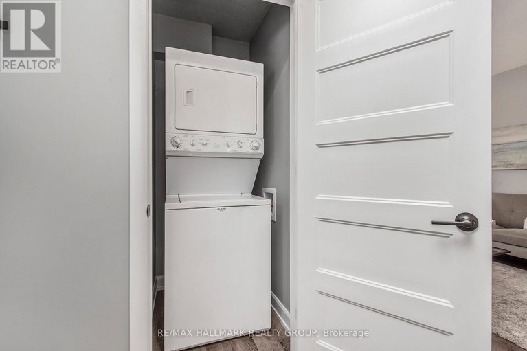 29071780/242-castlefrank-road/glencairnhazeldean/ottawa/ontario/K2L1T5_15