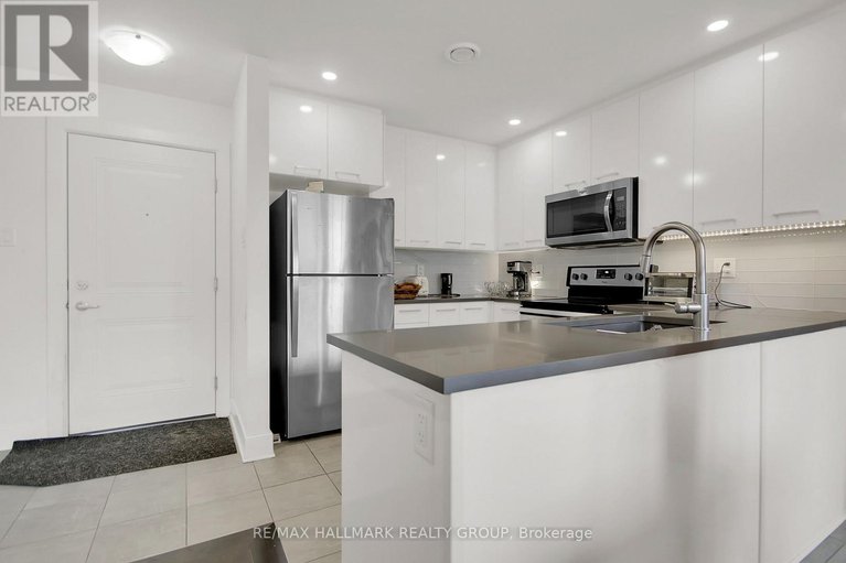 28361172/10-340-tribeca-private/longfields/ottawa/ontario/K2J6B4_15