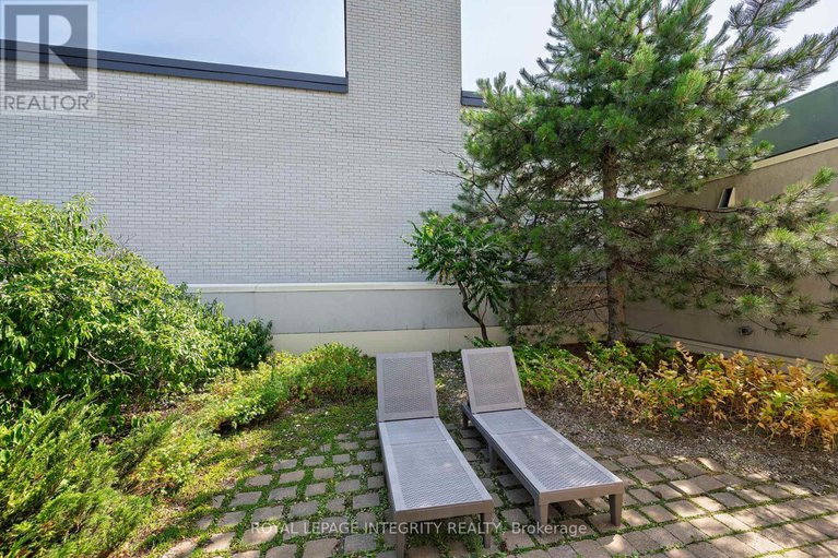 29091683/203-138-somerset-street-w/ottawa-centregolden-triangle/ottawa/ontario/K2P0A3_30