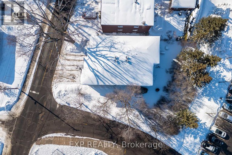 29439807/503-cote-street/overbrookcastle-heights/ottawa/ontario/K1K0Z8_36