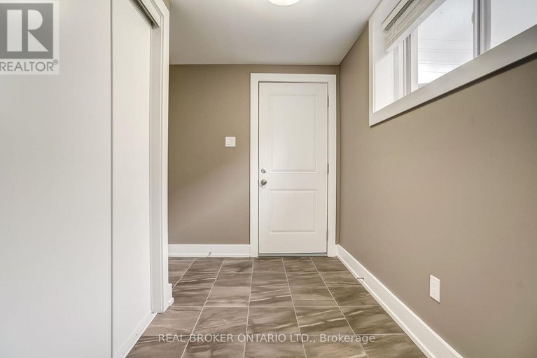 29447327/6237-perth-street/richmond/ottawa/ontario/K0A1Z0_30