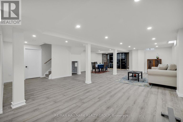 28625672/16-allenby-road/morgans-grantsouth-march/ottawa/ontario/K2K2H2_33
