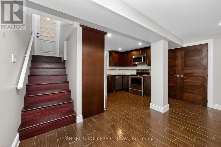 28640423/172-cartier-street-n/ottawa-centregolden-triangle/ottawa/ontario/K2P1K9_37
