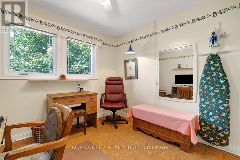 28636834/6383-st-louis-drive/hiawatha-parkconvent-glen/ottawa/ontario/K1C2X9_32