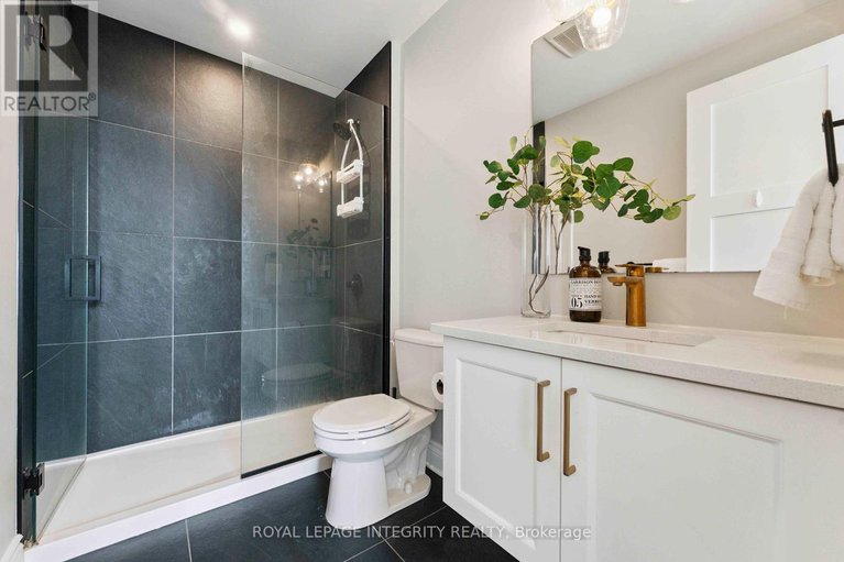 28627250/302-101-pinhey-street/hintonburg/ottawa/ontario/K1Y1T7_14