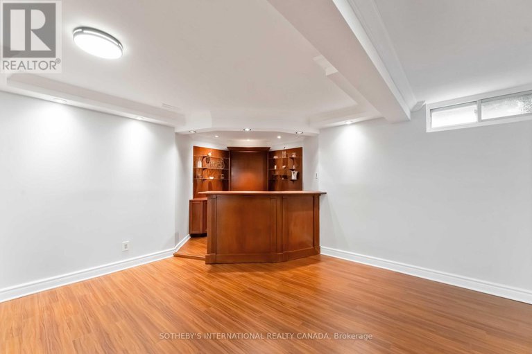 28996466/19-campfield-court/pineglencountry-place/ottawa/ontario/K2E7X8_39