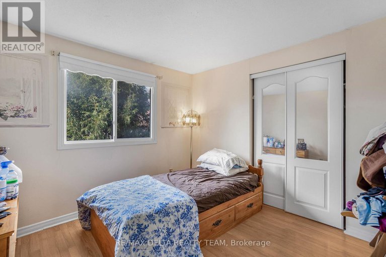 28836365/6321-fortune-drive/convent-glen-north/ottawa/ontario/K1C2A4_19